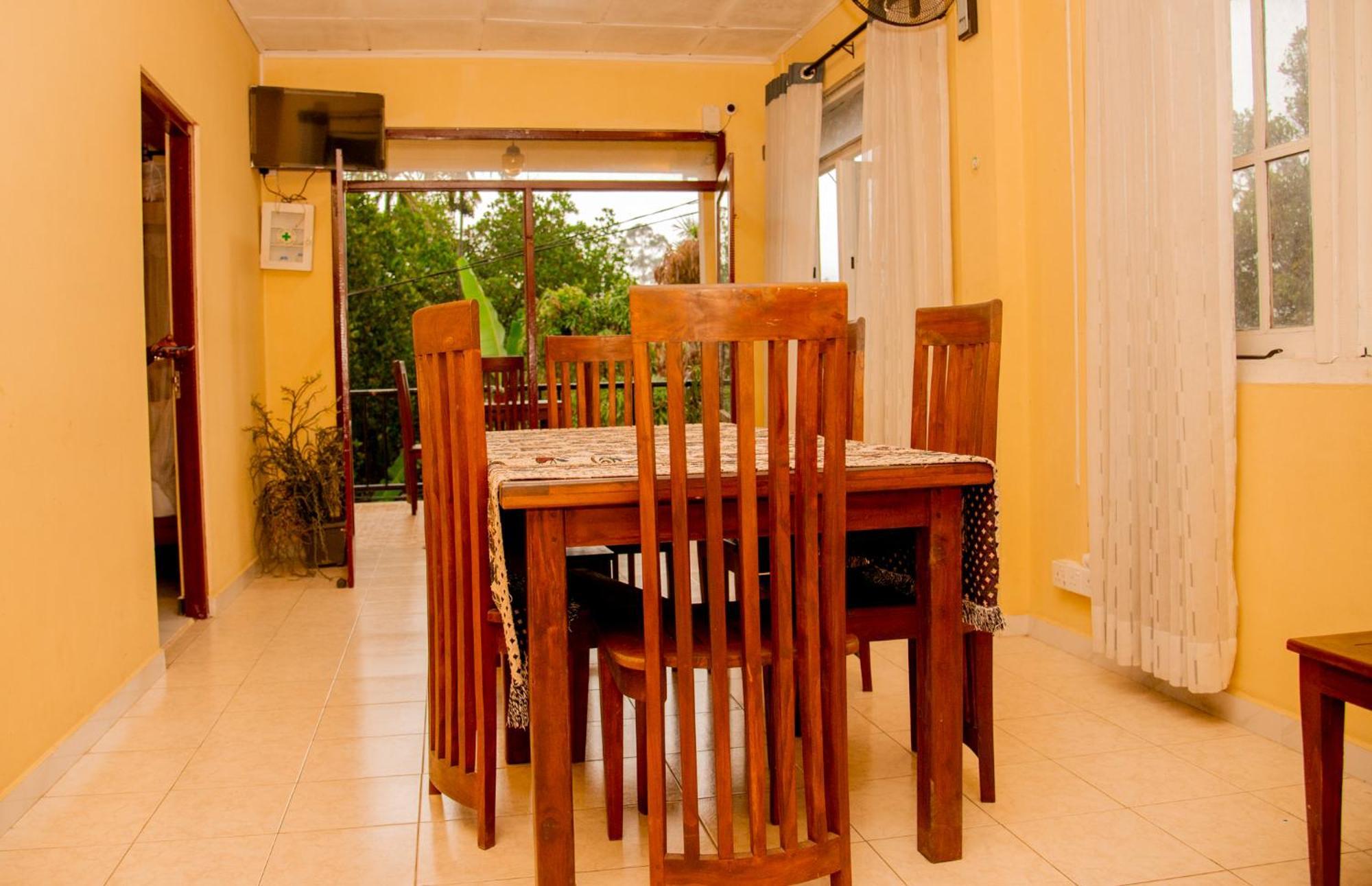 Cheeky Wild Villa เอลลา ภายนอก รูปภาพ