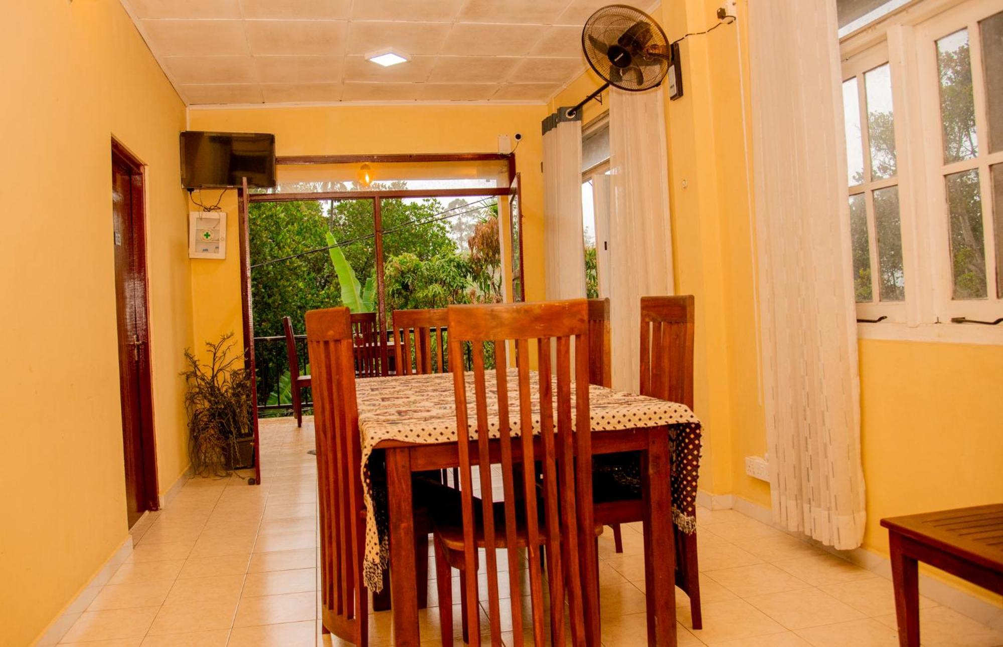 Cheeky Wild Villa เอลลา ภายนอก รูปภาพ